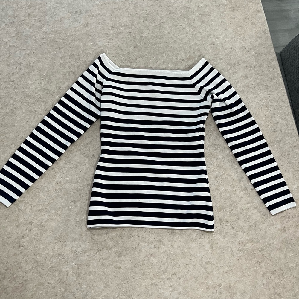 H&M navy and white striped shirt